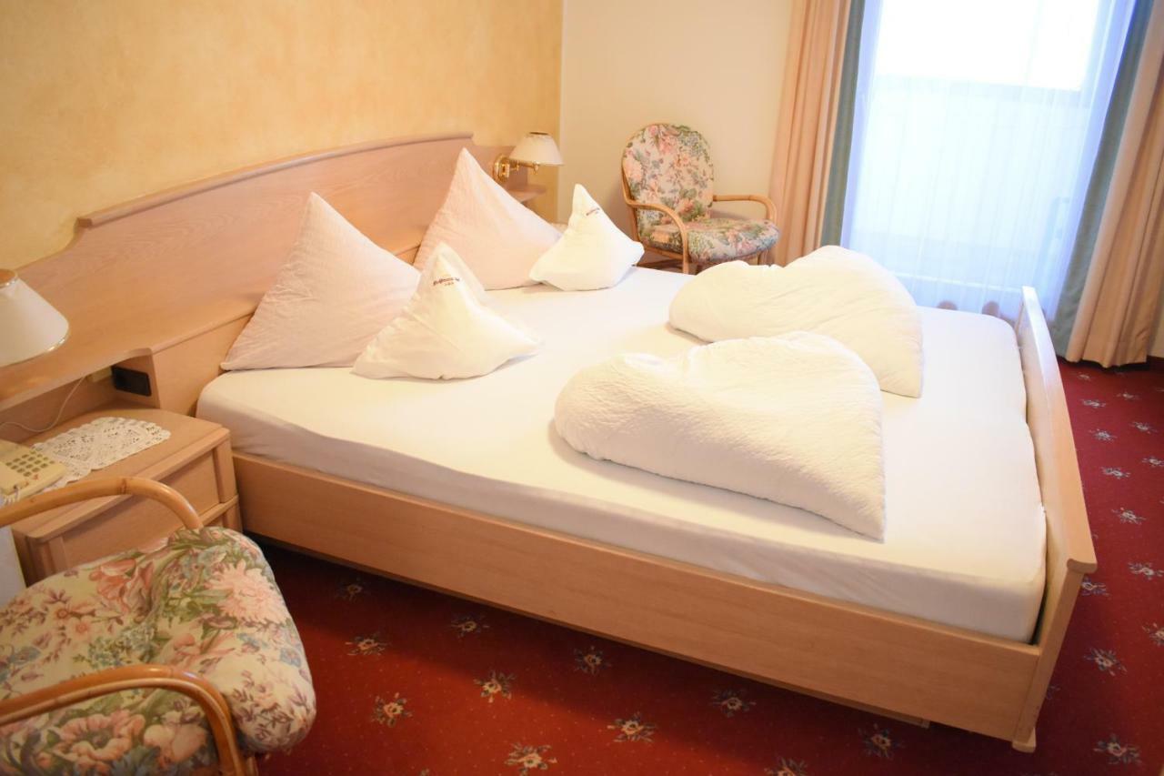 רודנגו Hotel Nussbaumerhof *** מראה חיצוני תמונה